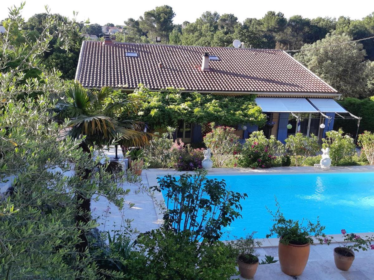 Les Chambres Manon - Piscine, Spa, Tennis Belcodene 外观 照片