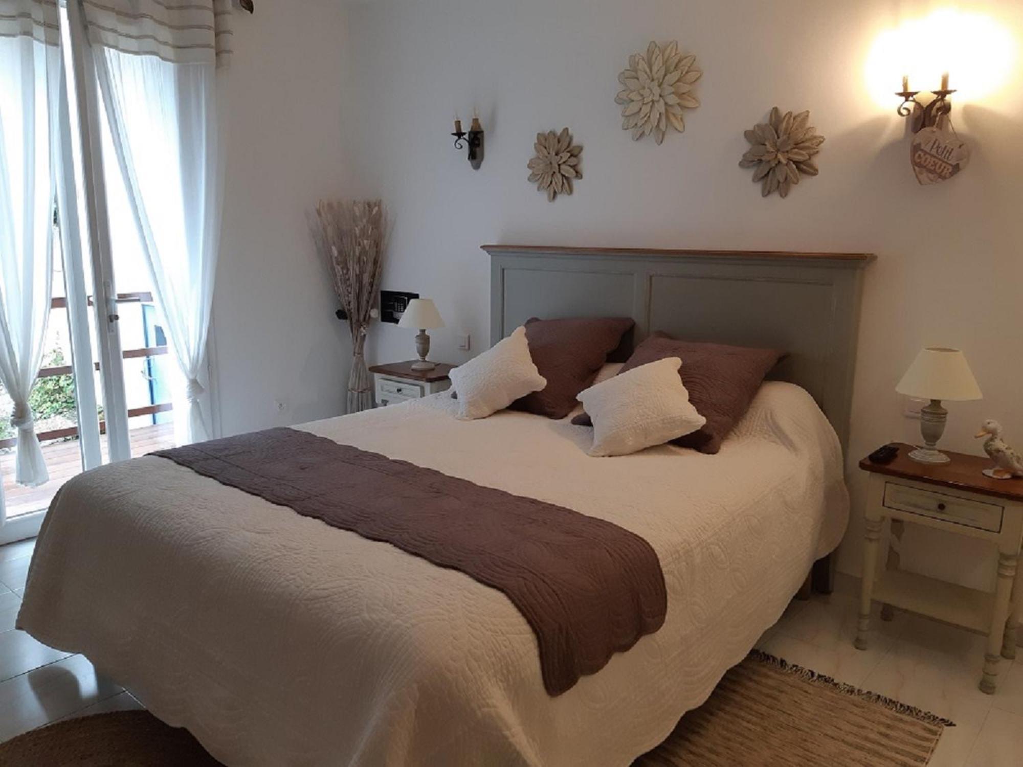 Les Chambres Manon - Piscine, Spa, Tennis Belcodene 外观 照片