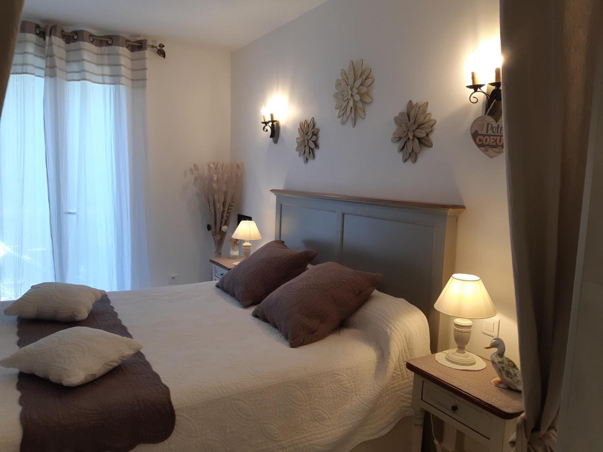 Les Chambres Manon - Piscine, Spa, Tennis Belcodene 客房 照片